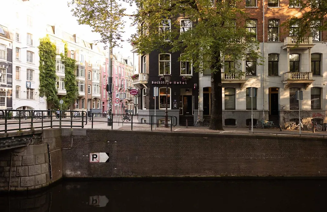 Backstage Hotel Amsterdam-1