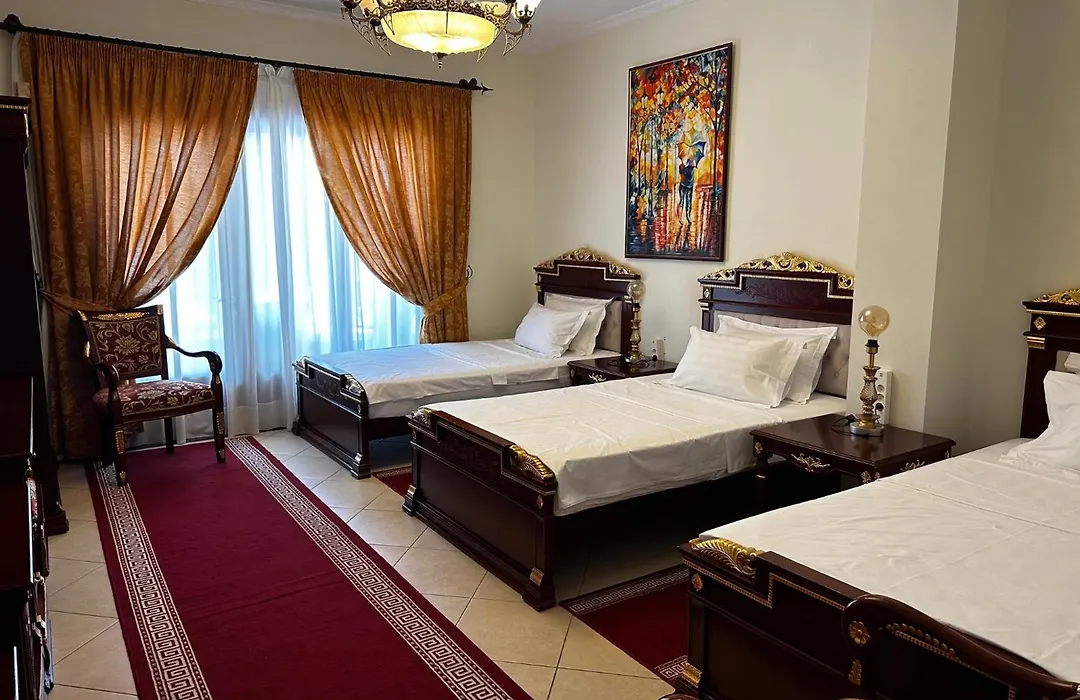 Dinasty Hotel-1