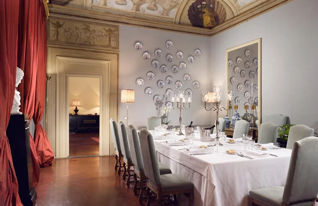 Al Palazzo Del Marchese Di Camugliano Residenza D'Epoca-1