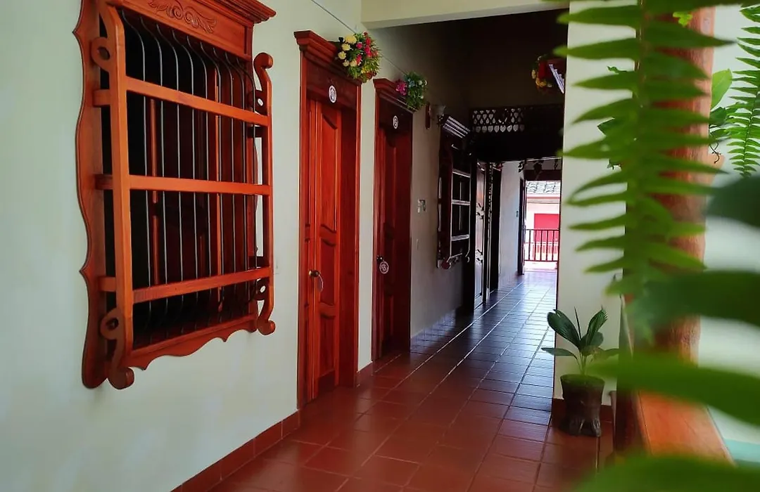 La Casa de las Flores Hostal-1