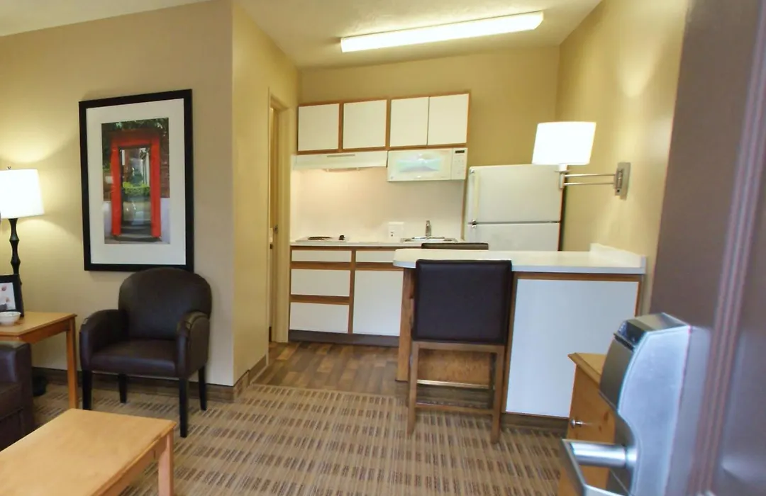 Extended Stay America Select Suites - Durham - University - Ivy Creek Blvd-1
