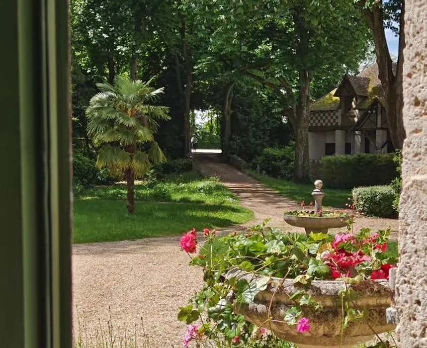 Chateau de la Grand'Maison-1