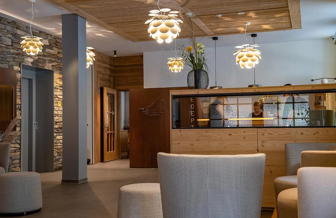 Hotel Silberhorn-1