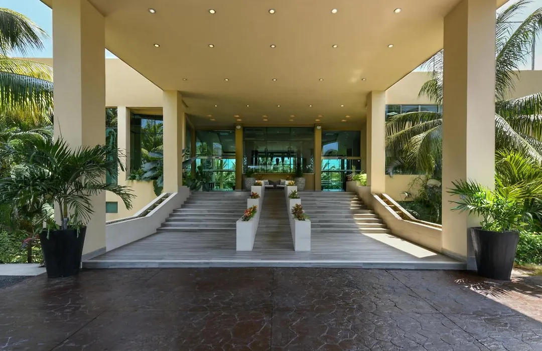 Generations Riviera Maya Oceanfront Family Resort, All & More Inclusive-1