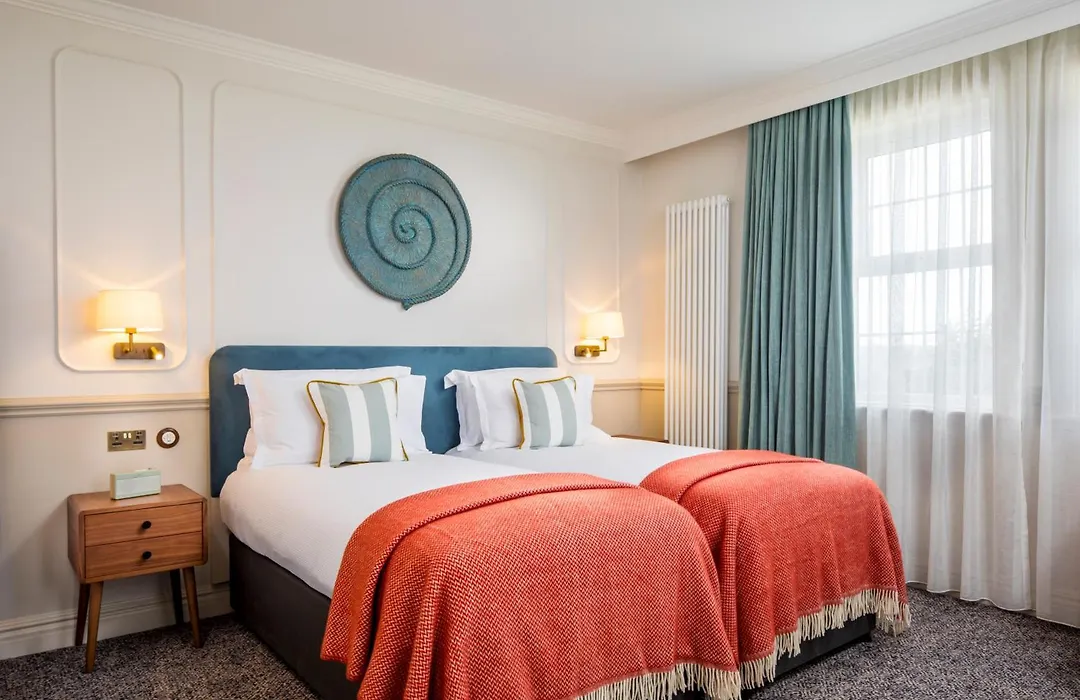 The White Horses By Everly Hotels Collection-1