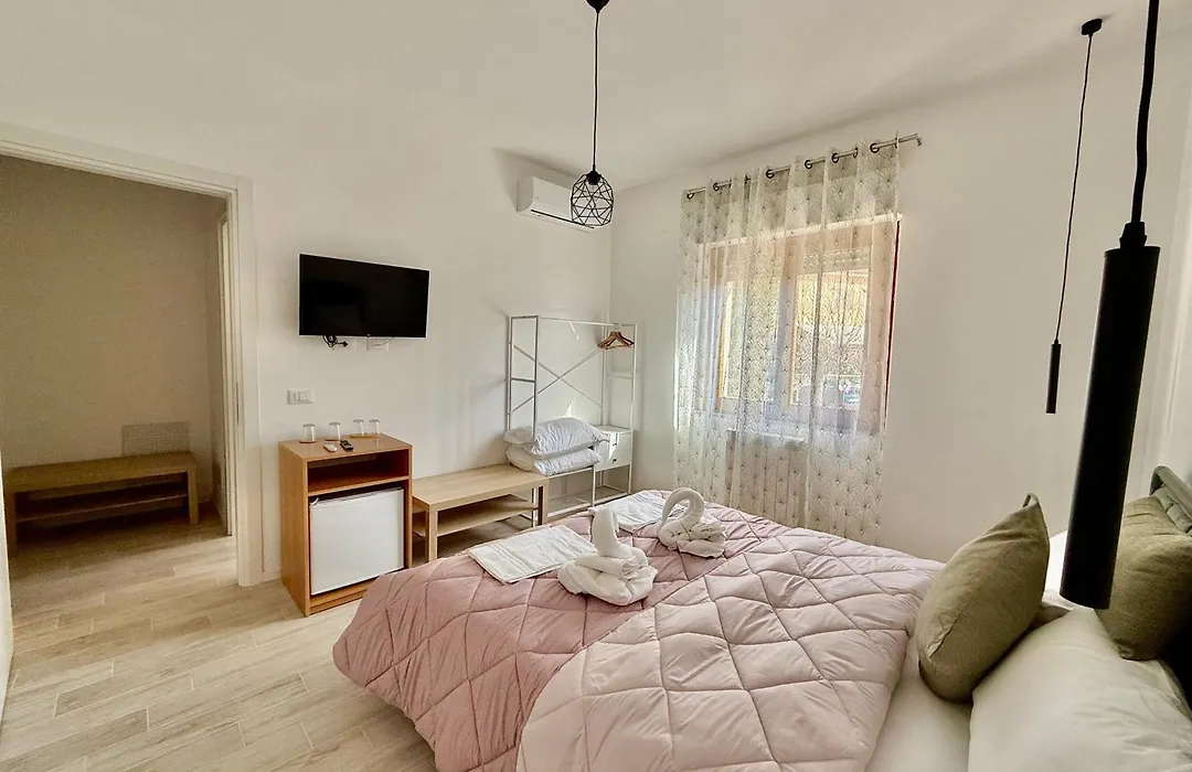 Orazi e Curiazi Rooms-1