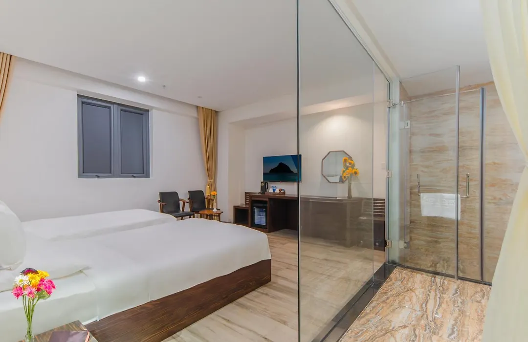 Emerald Bay Hotel & Spa Nha Trang-1