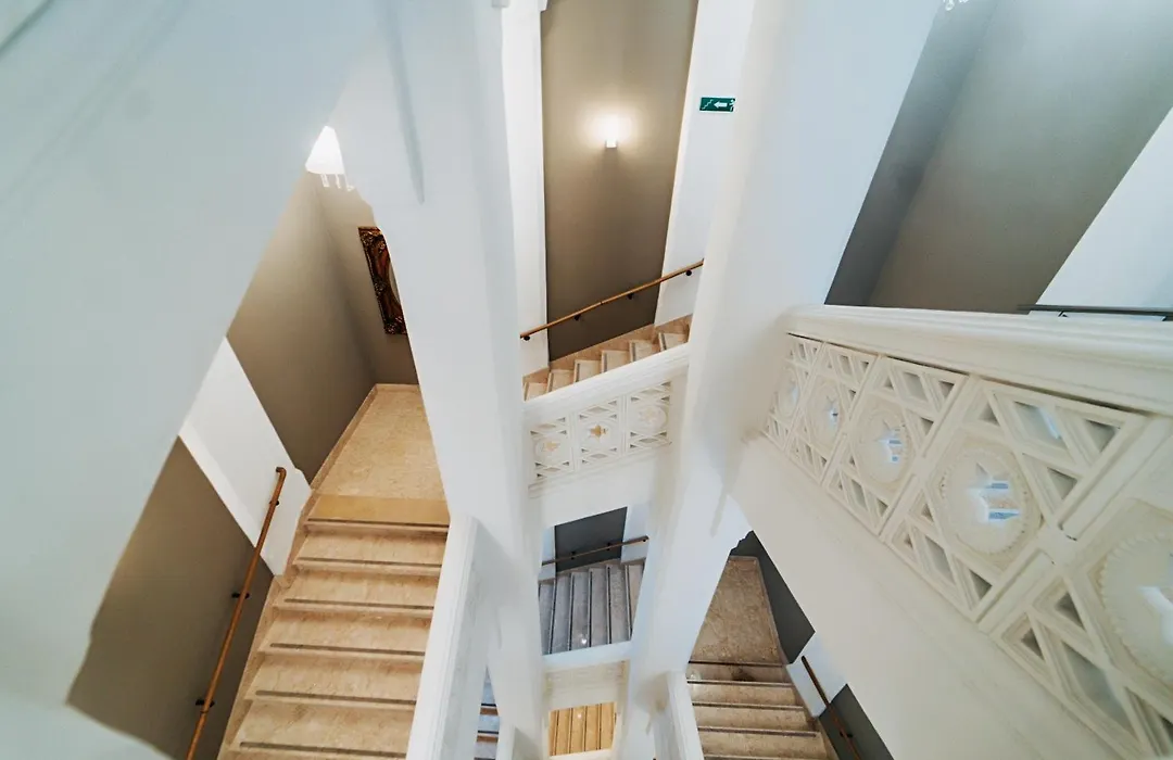 Hotel Grand Palace - Small Luxury Hotels - Operated By Czech Inn-1