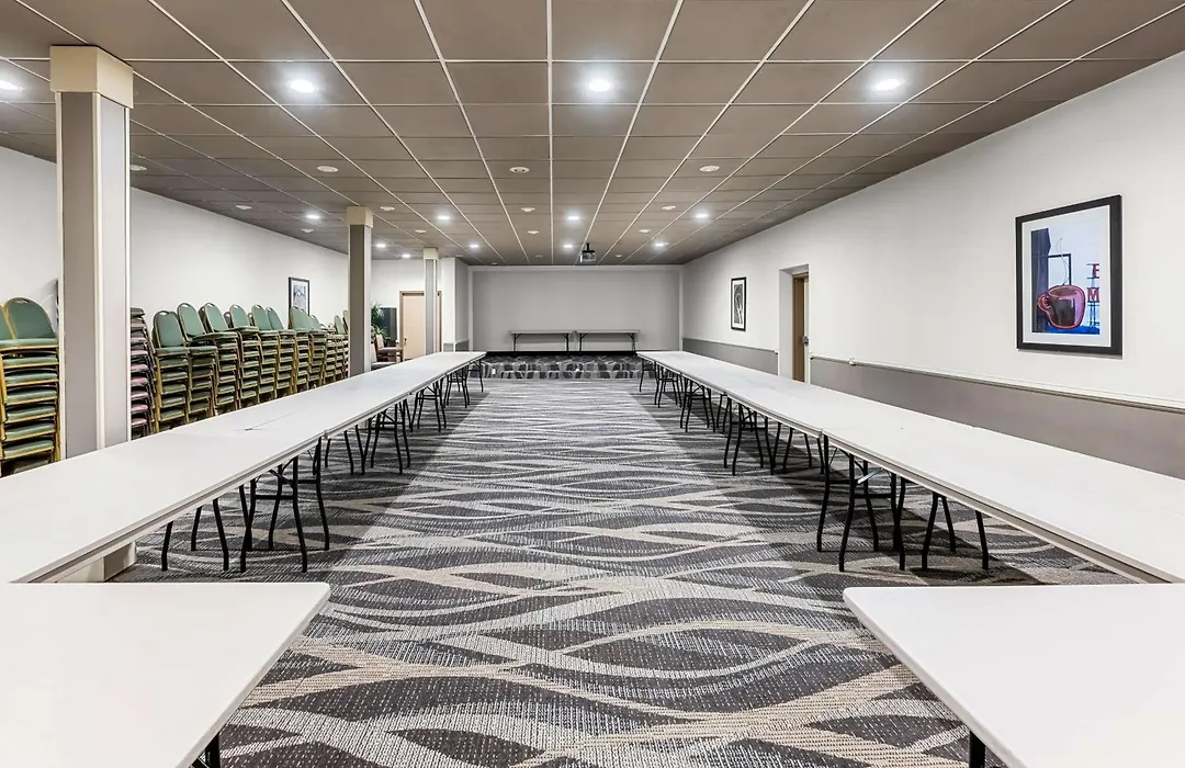 Surestay Hotel By Best Western Seatac Airport North-1