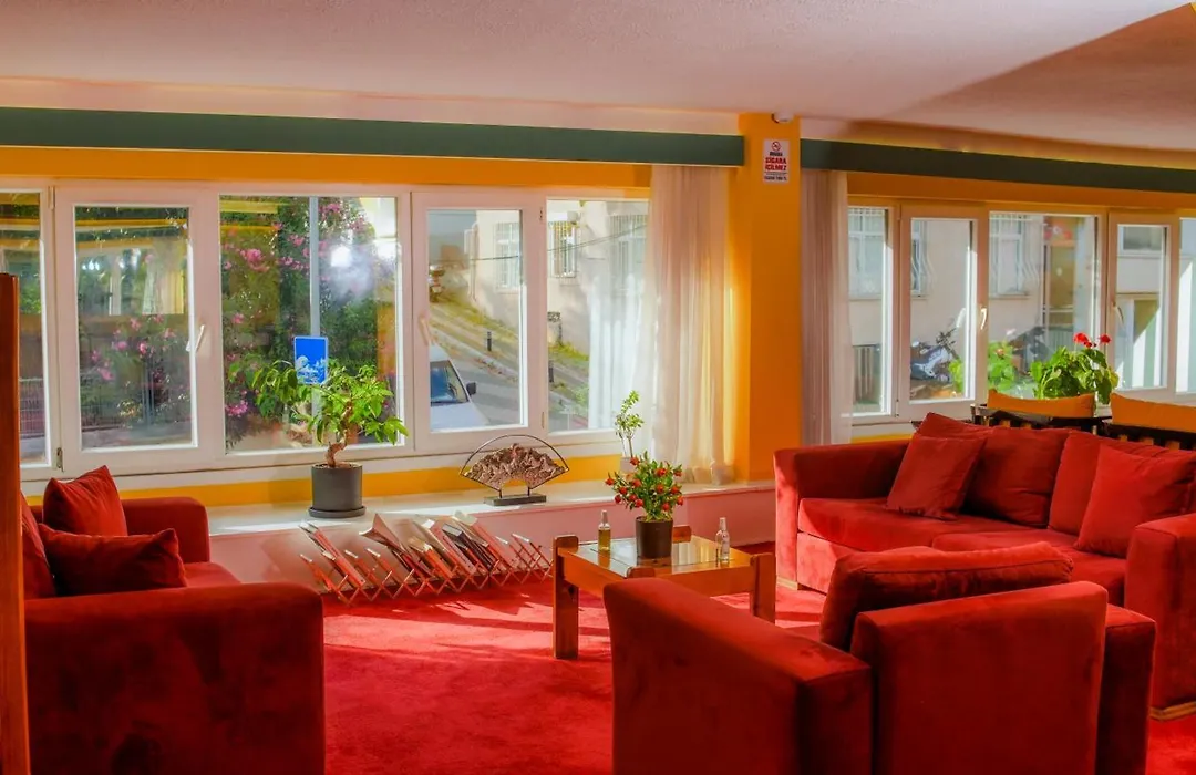 Mini Harem Hotel-1