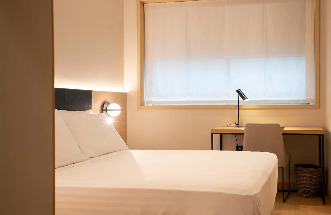 Hotel Zenit Bilbao-1