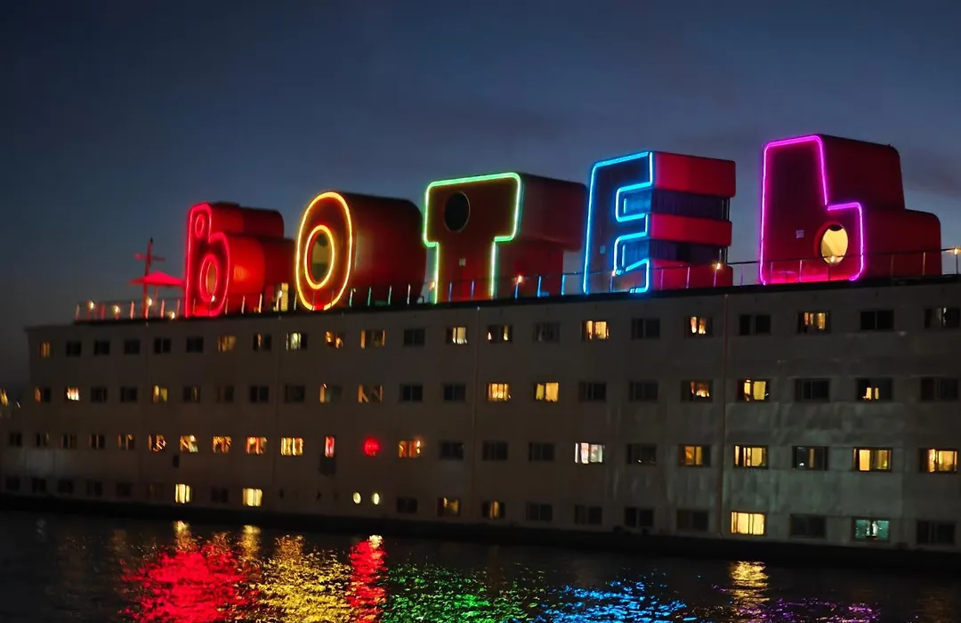 Botel-1