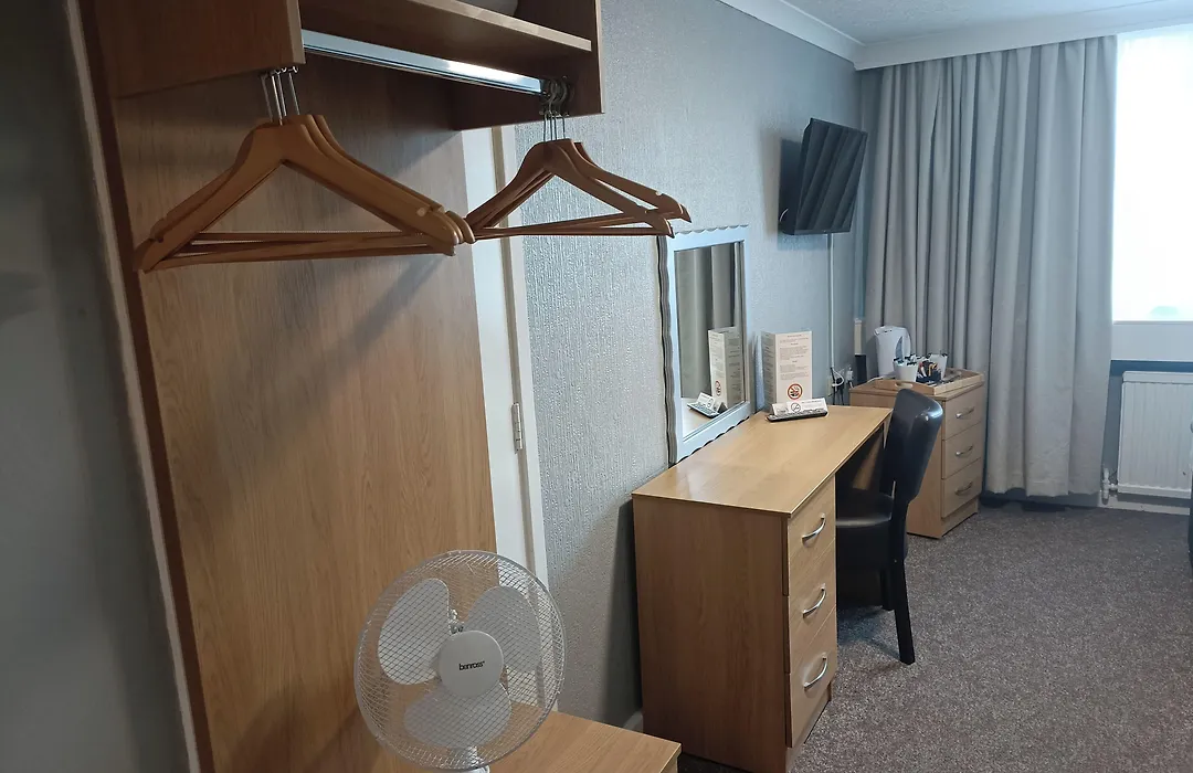 Airport Hotel Manchester-1