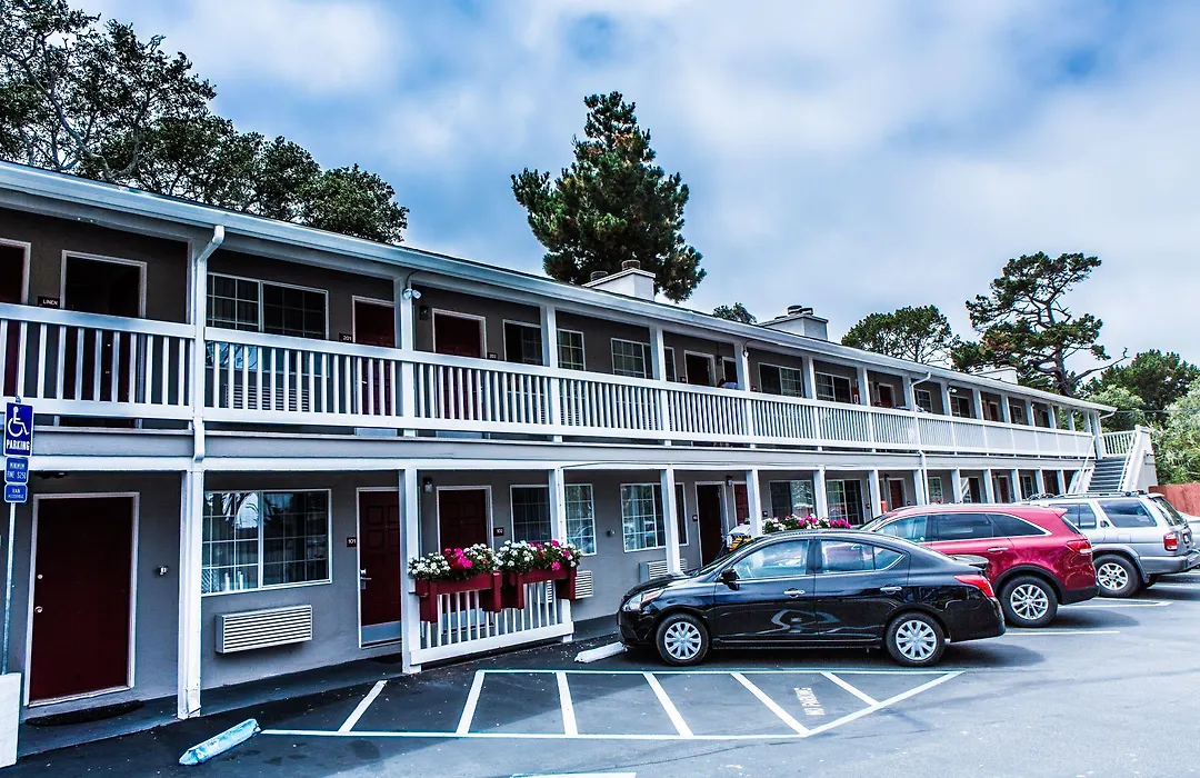 Pelican Inn-1
