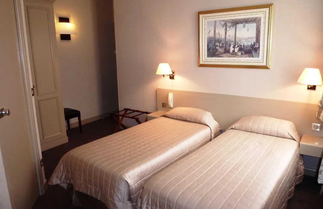 Hotel La Residence Du Berry-1