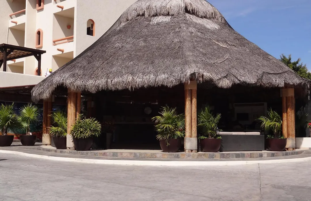 Park Royal Homestay Los Cabos-1