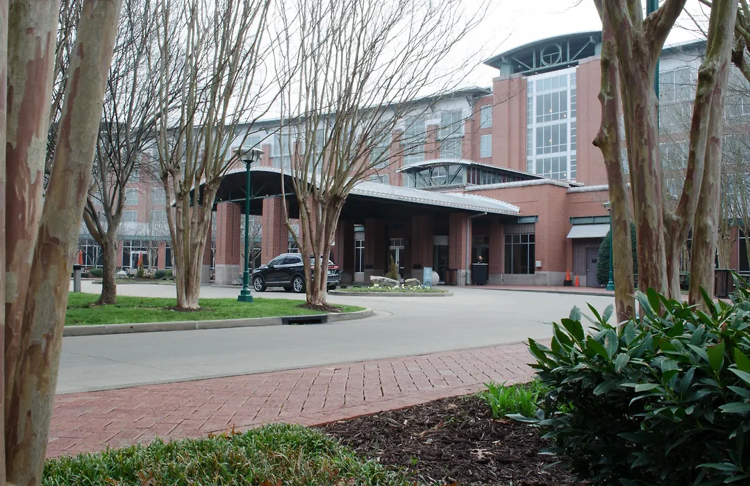 The Chattanoogan Hotel, Curio Collection By Hilton-1