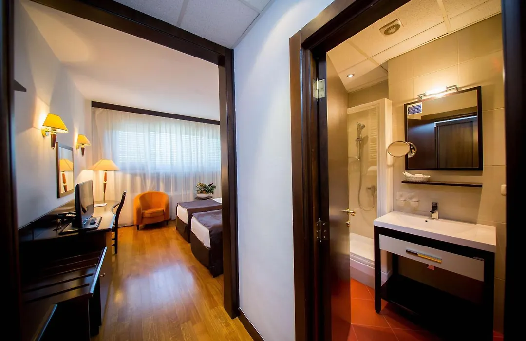 Best Western Central Hotel-1