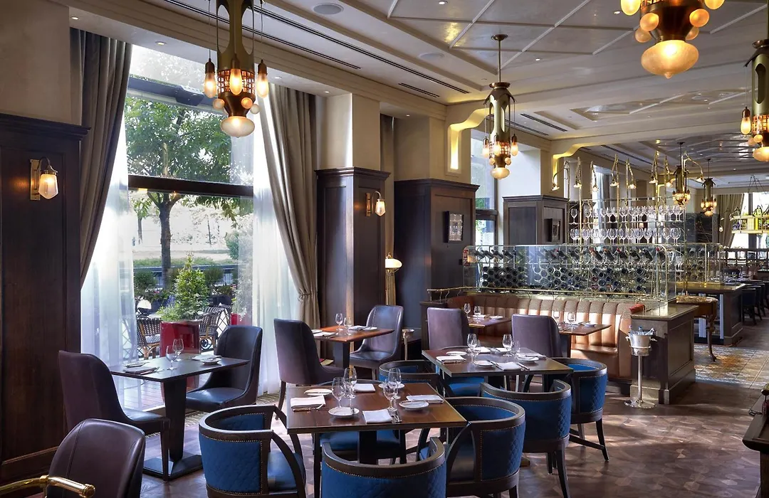 Four Seasons Hotel Gresham Palace Budapest-1
