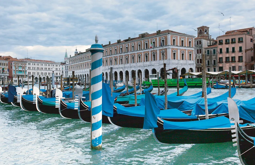 Foscari Palace-1