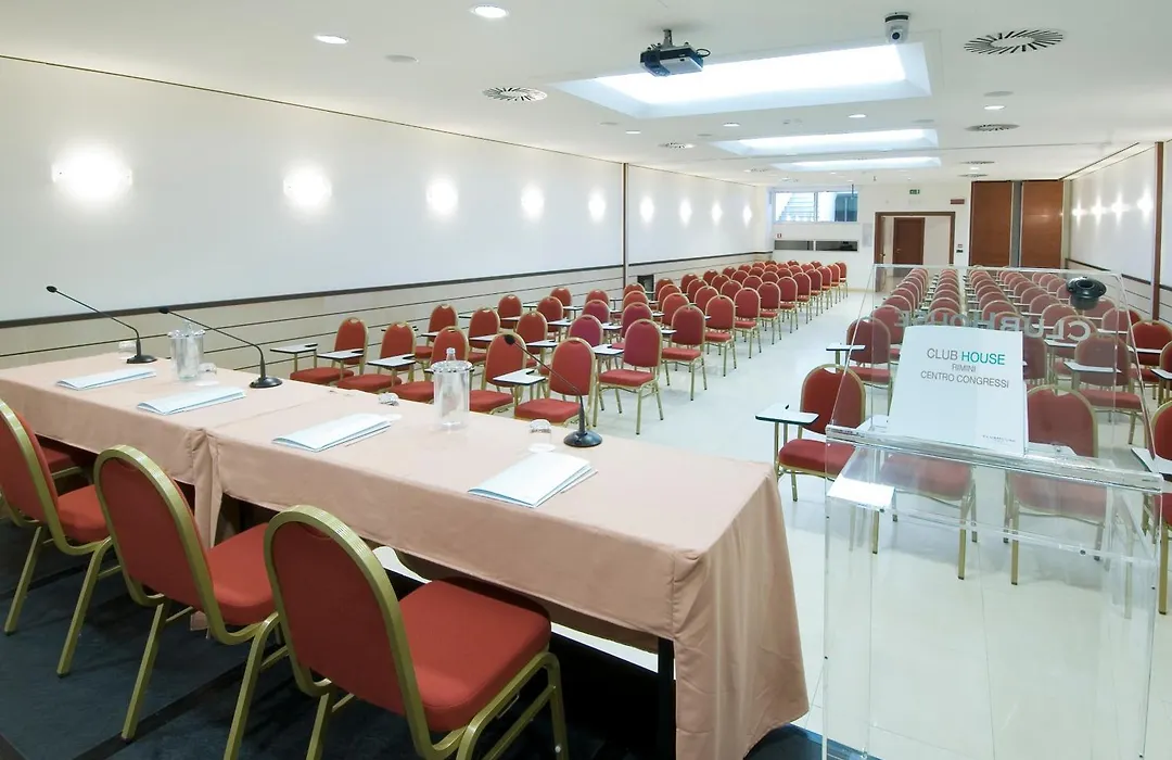 Club House Hotel-1