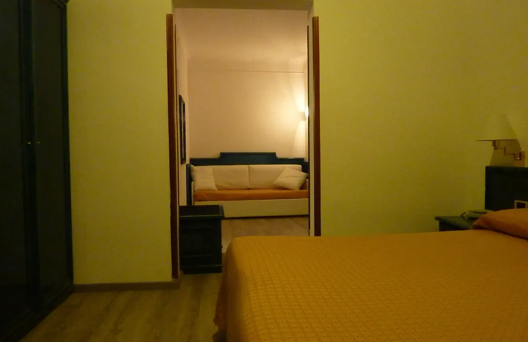 Hotel Ariston Montecarlo-1