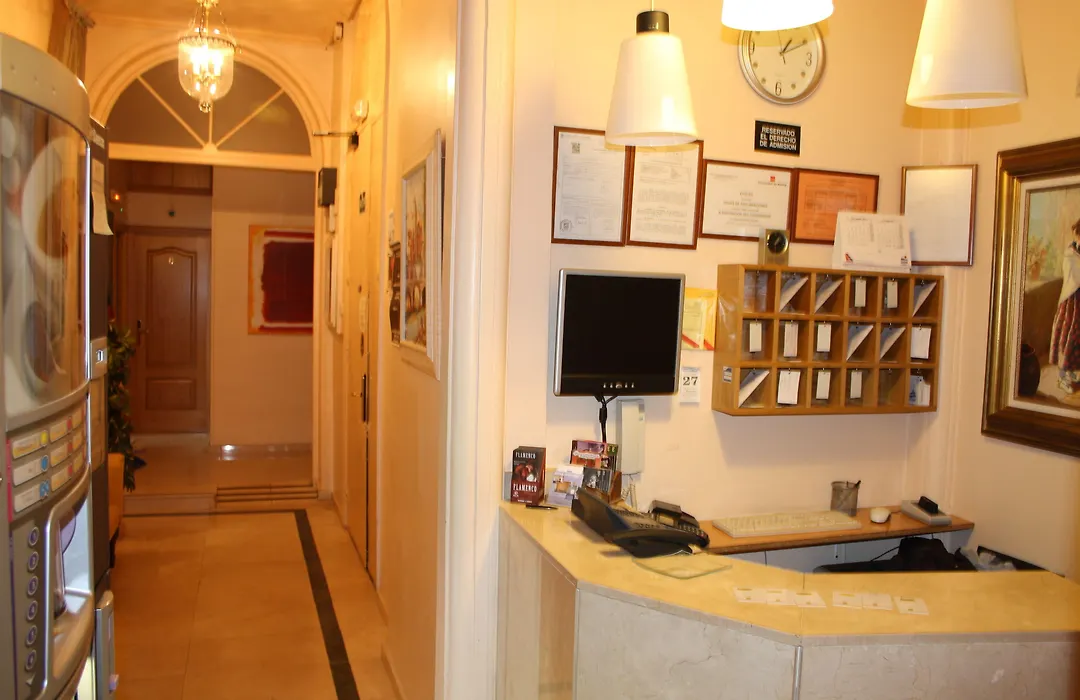 Hostal Santa Cruz-1