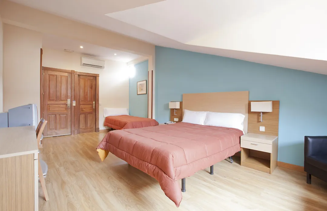 Hotel Mirador Puerta Del Sol-1