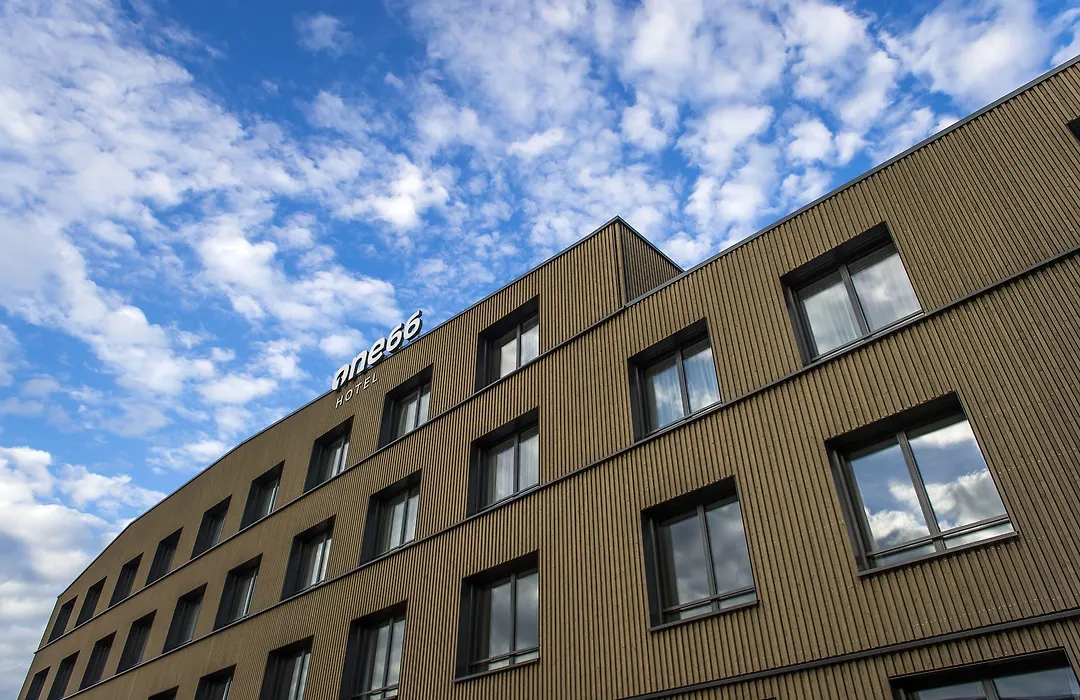 Hotel One66-1