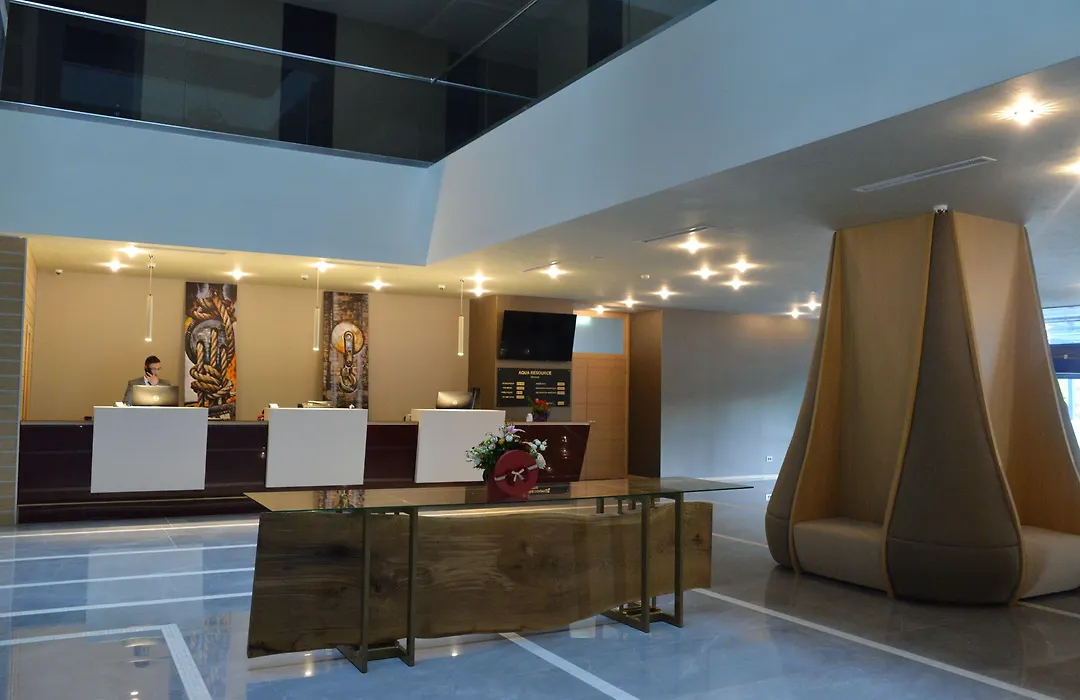 Ramada By Wyndham Constanta-1