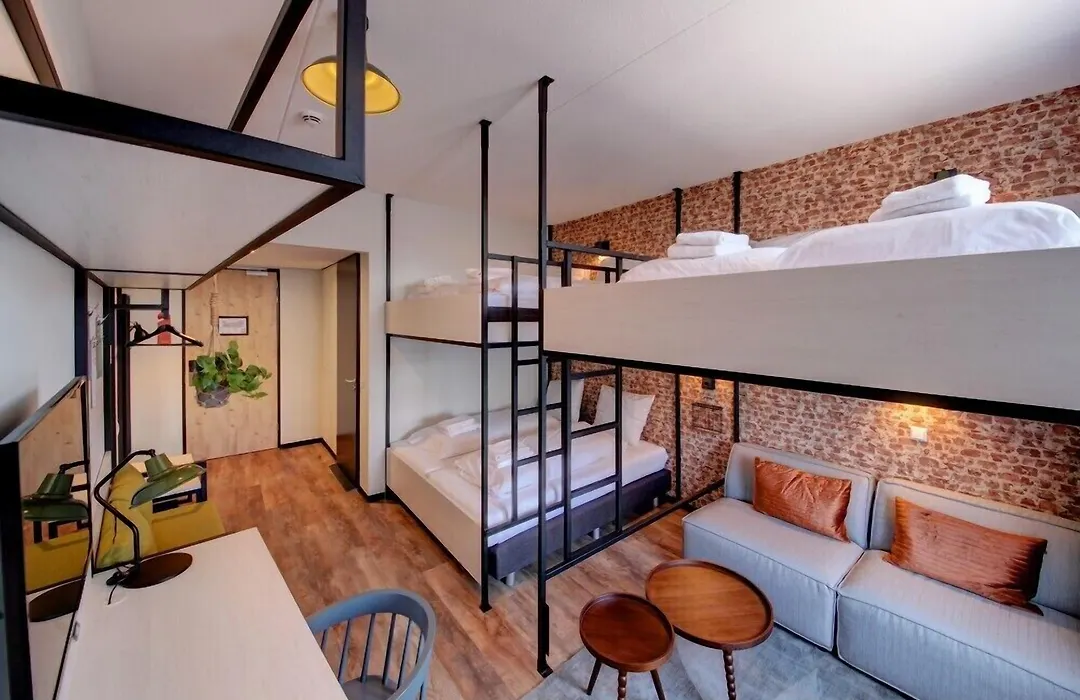 GuestHouse Hotel Kaatsheuvel-Waalwijk-1
