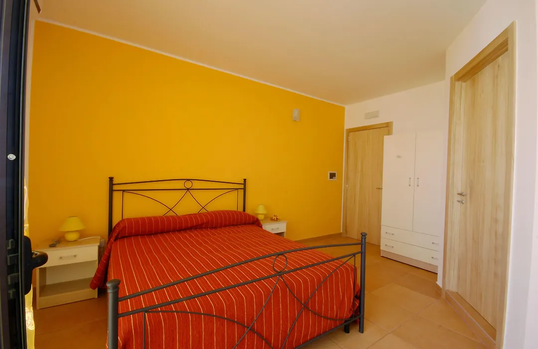 B&B Erminia - Free Parking E Mare Vicino-1