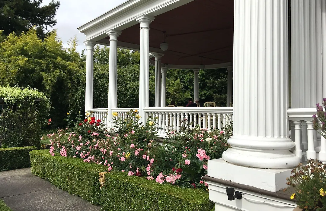 Churchill Manor-1