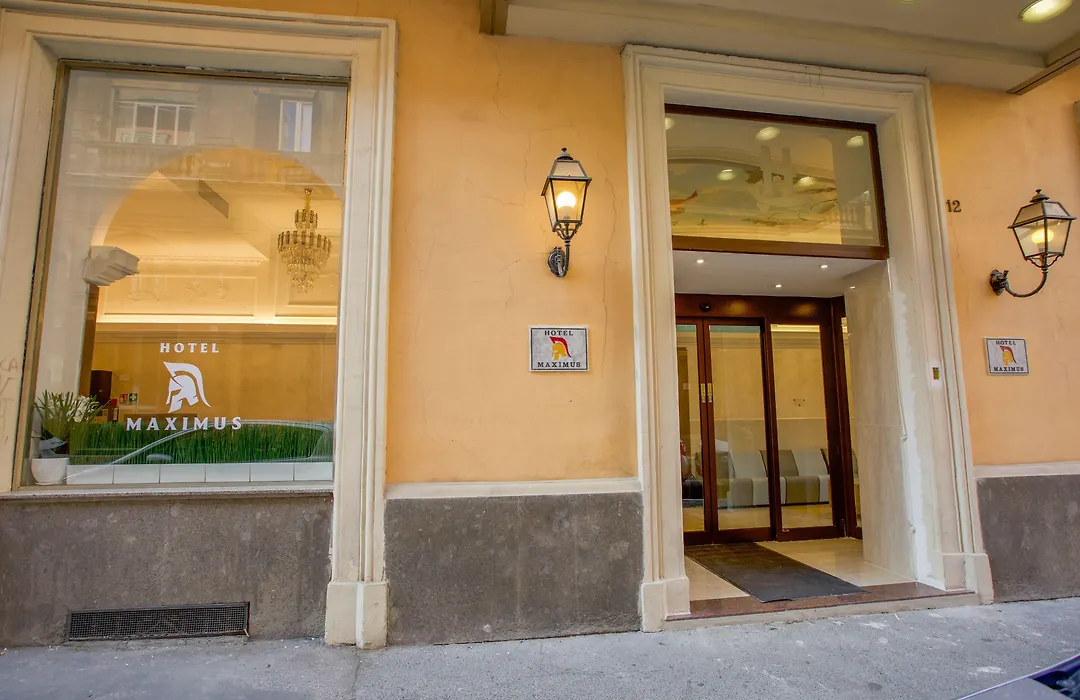 Hotel Maximus-1
