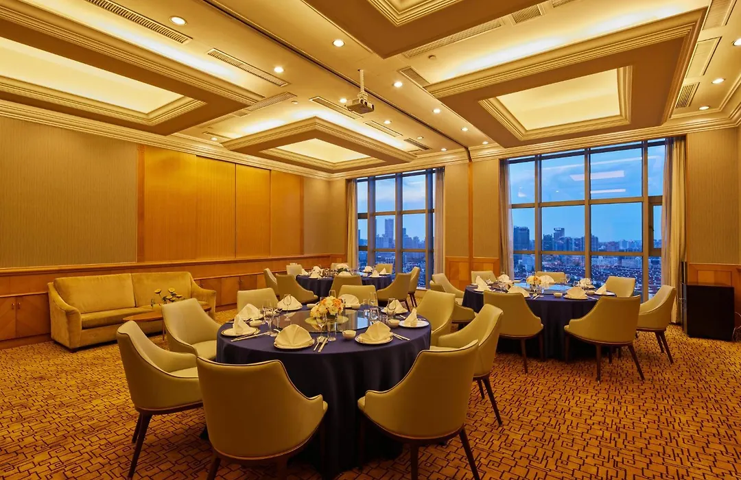 Intercontinental Shanghai Pudong By Ihg-1