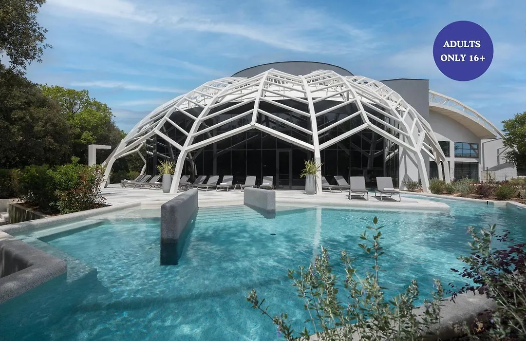 Camping Homes Mon Perin-1