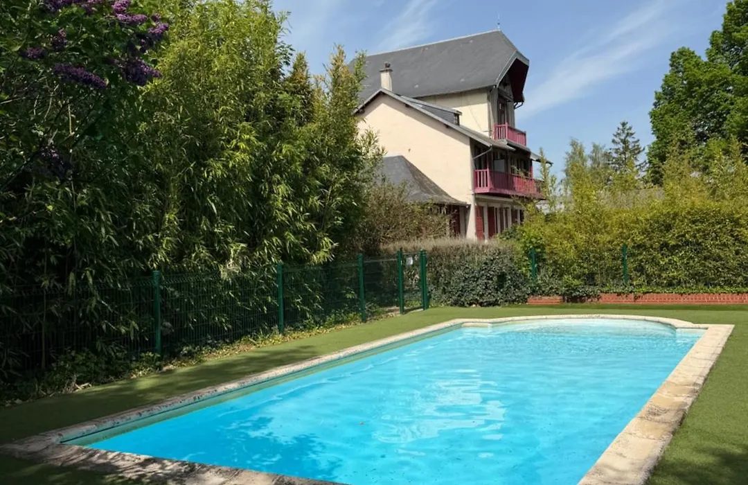 Maison de charme avec piscine proche Vichy - Le Monde de Charlie-1
