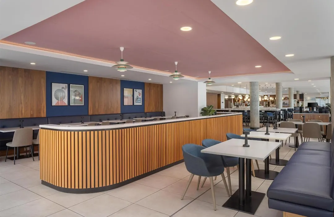 Hampton By Hilton London Stansted Airport-1