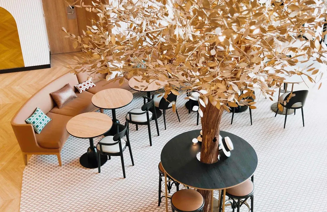 Novotel Paris Suresnes Longchamp-1