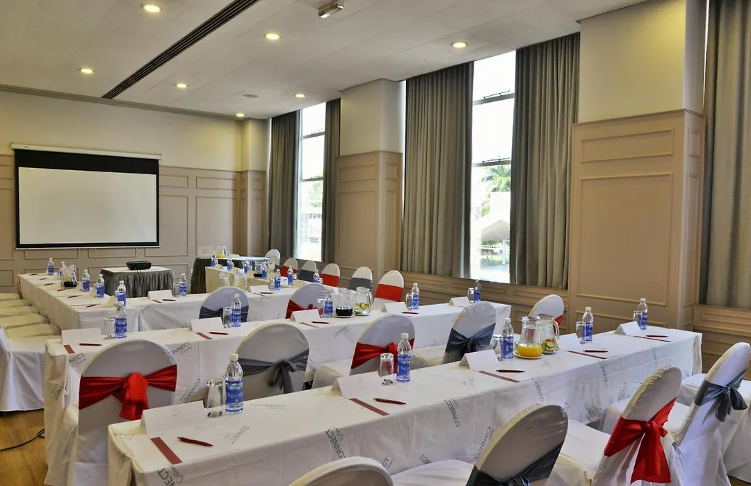 Cresta Jameson Hotel-1