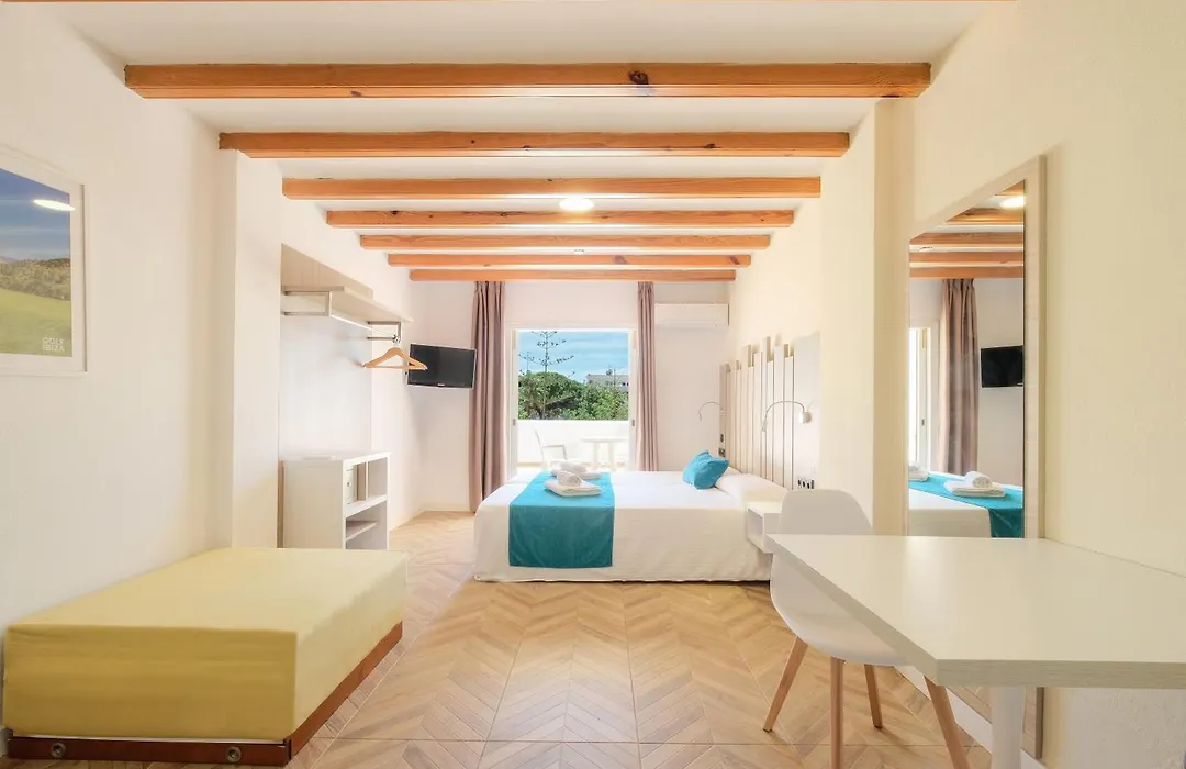 Azuline Apartamentos Can Sanso-1
