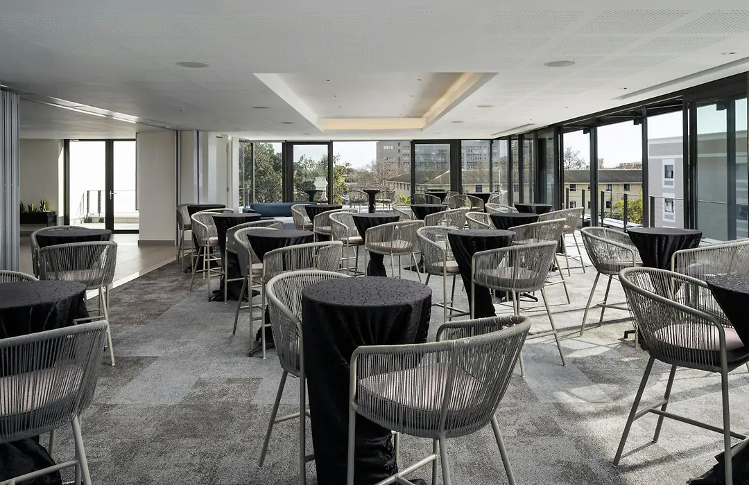 Protea Hotel By Marriott Cape Town Waterfront Breakwater Lodge-1