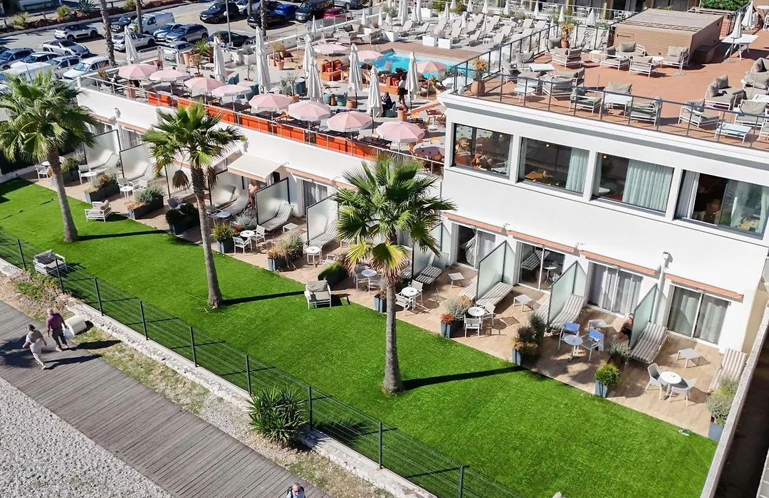 Mercure Villeneuve Loubet Plage-1