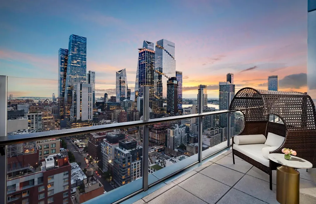 Doubletree By Hilton New York Times Square West-1