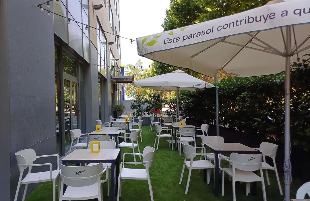 Ibis Barcelona Mollet-1