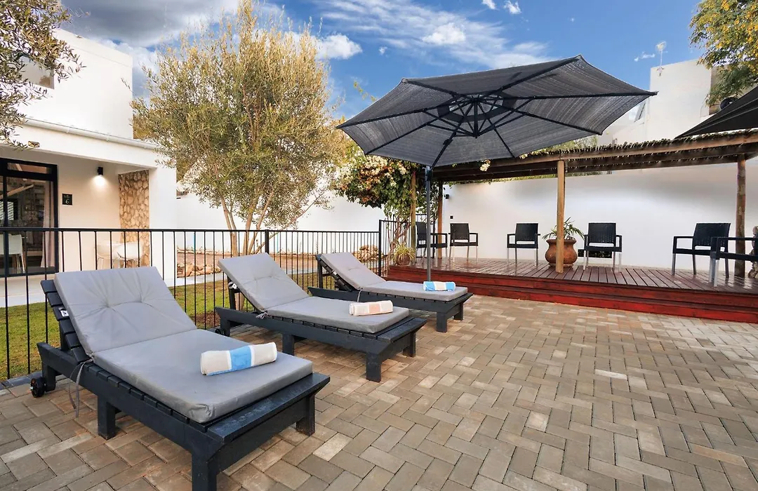 Karoo Retreat- Self Catering Villas And Guest House-1