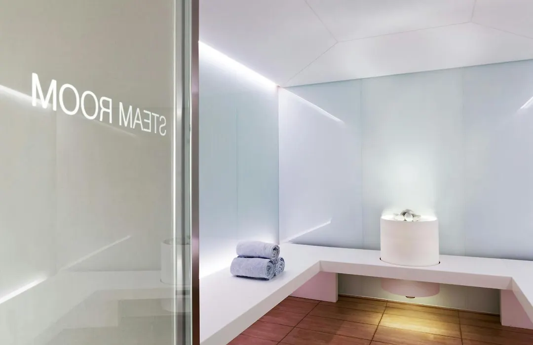 Four Points Sheraton Bolzano Bozen-1