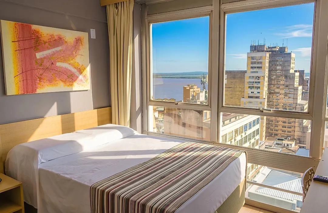 Hotel Dan Inn Express Porto Alegre -Fácil acesso ao Jockey Club - Show do Guns n Roses-1