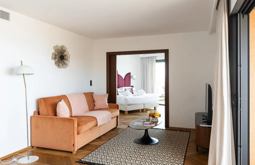 Hôtel&Spa Rocabella-1