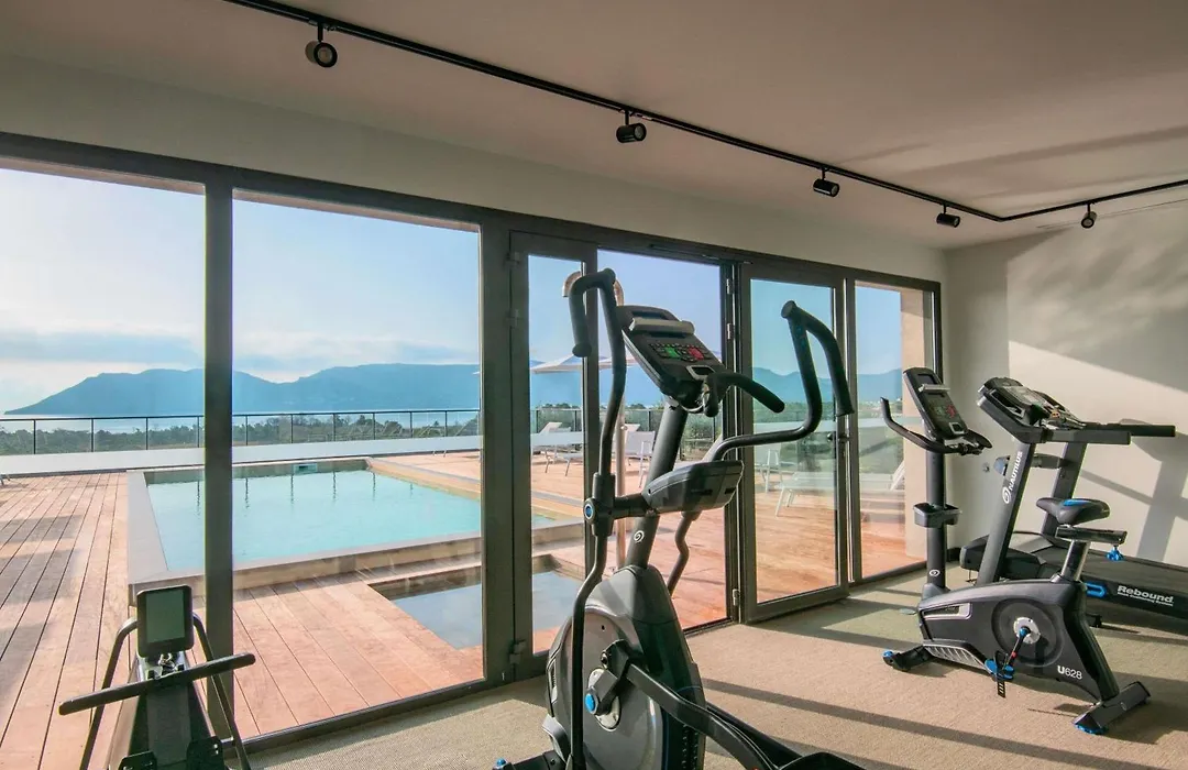 Ibis Styles Porto Vecchio-1